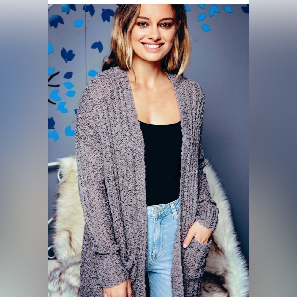 Ms. Diva Plus Gray Sweater Open Cardi